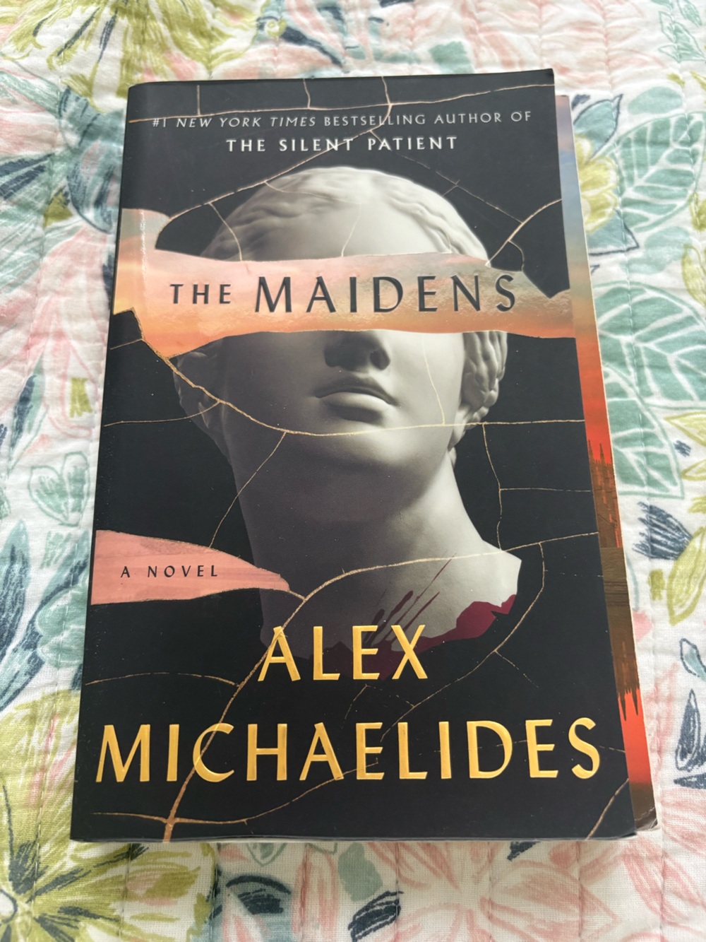 The Maidens by Alex Michaelides paperback